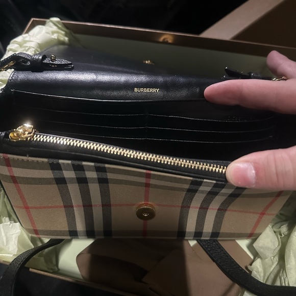 Burberry Cross body purse - Picture 14 of 15